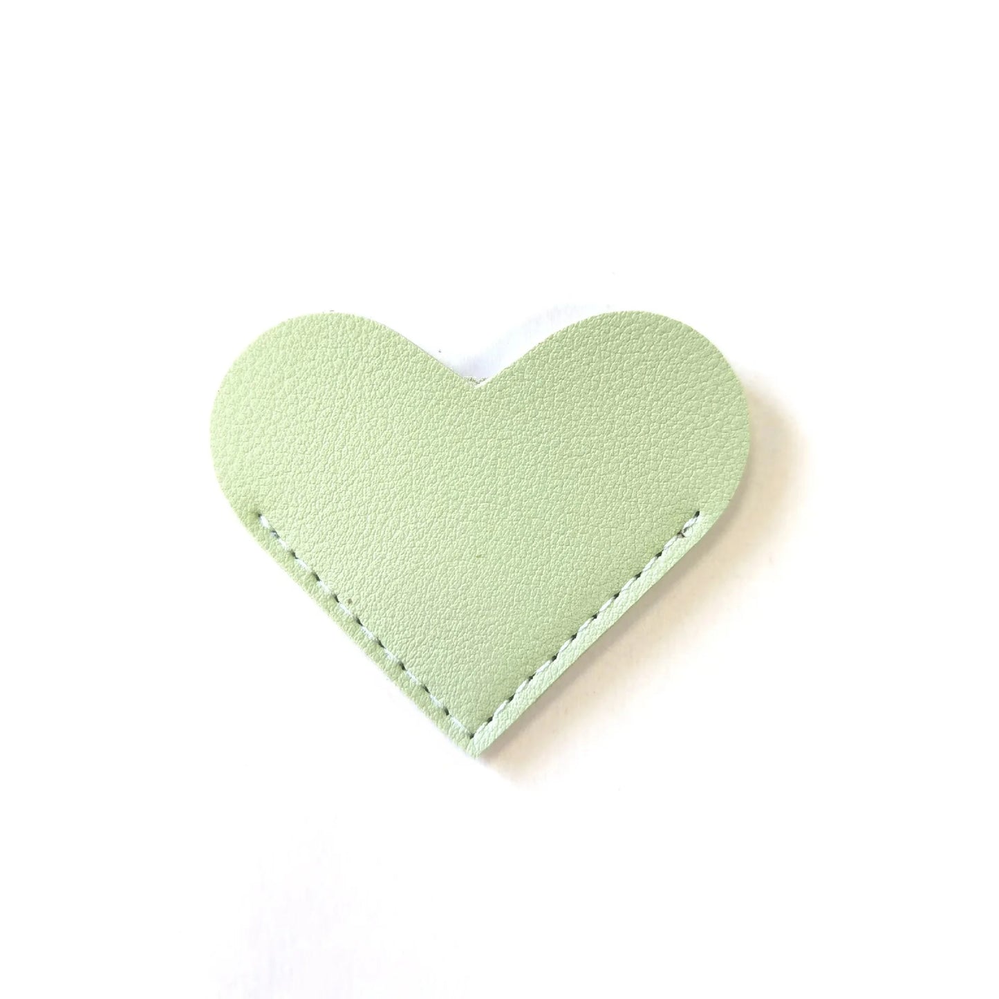2Pcs PU Bookmark Leather Heart Bookmark Mini-Portable Gift Heart Bookmark Page Folder Corner Protective Cover School Supplies
