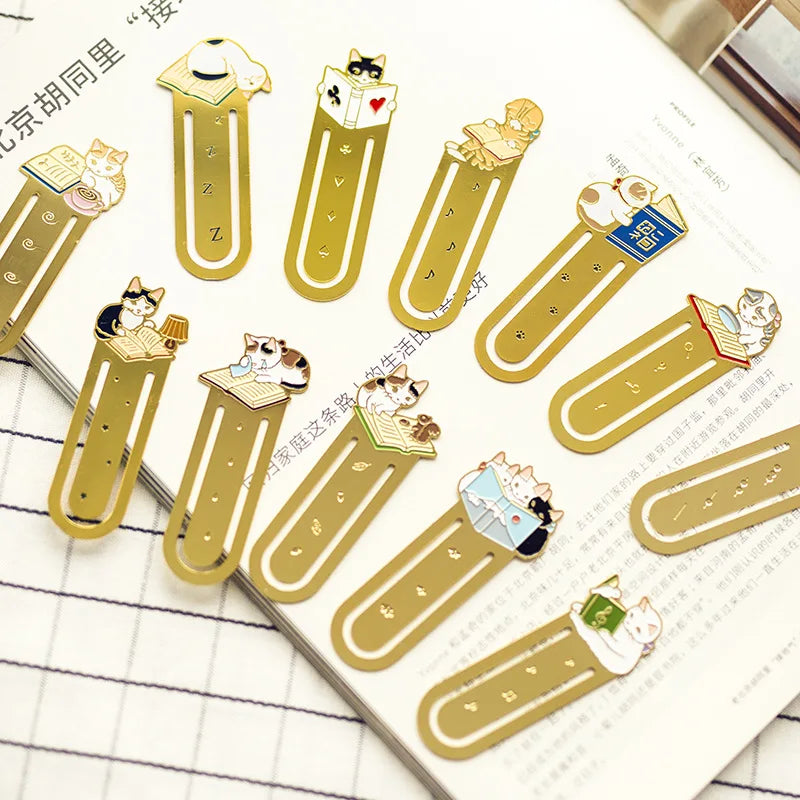 1 PC Pottering Cat Japanese Cartoon Cute Cat Kawaii Kittens Book Mark Metal Bookmark School and Office Supplies Bookmark